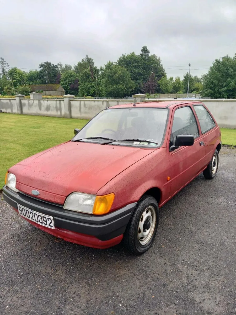 Ford fiesta 7k original miles - Image 1