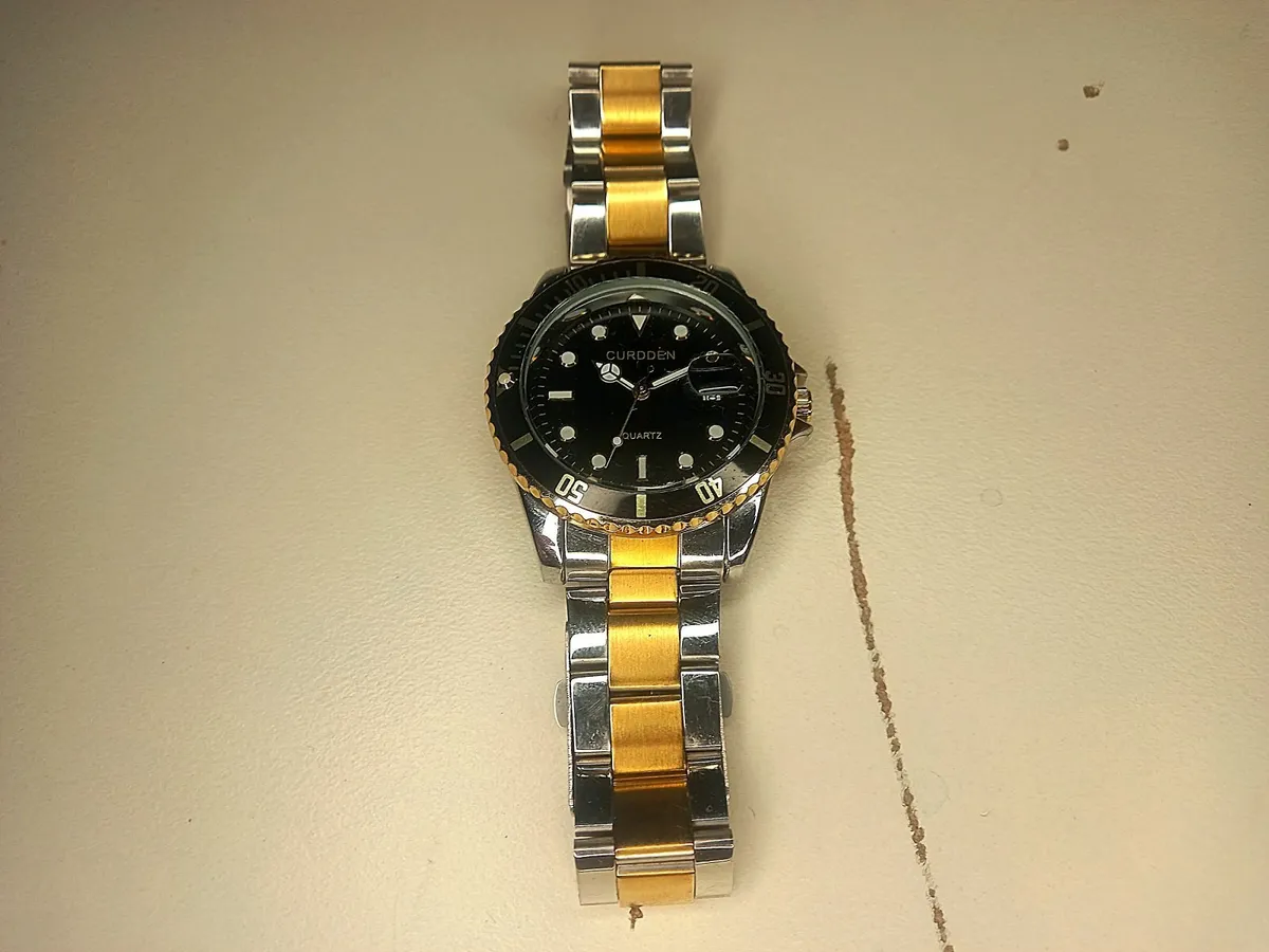 Luxury Stainless Steel Curdden Watch for Men - Image 1