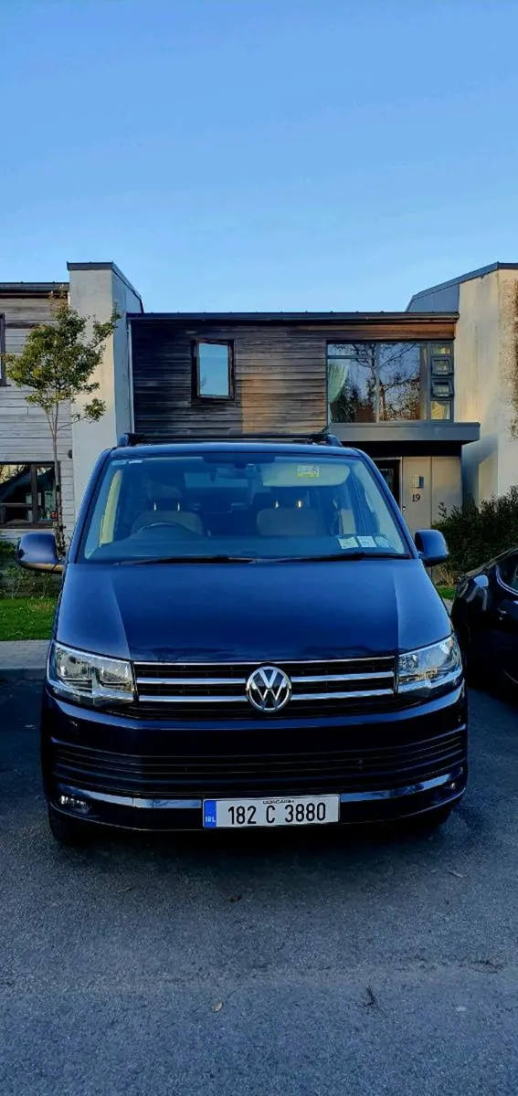 Volkswagen Caravelle - Image 4