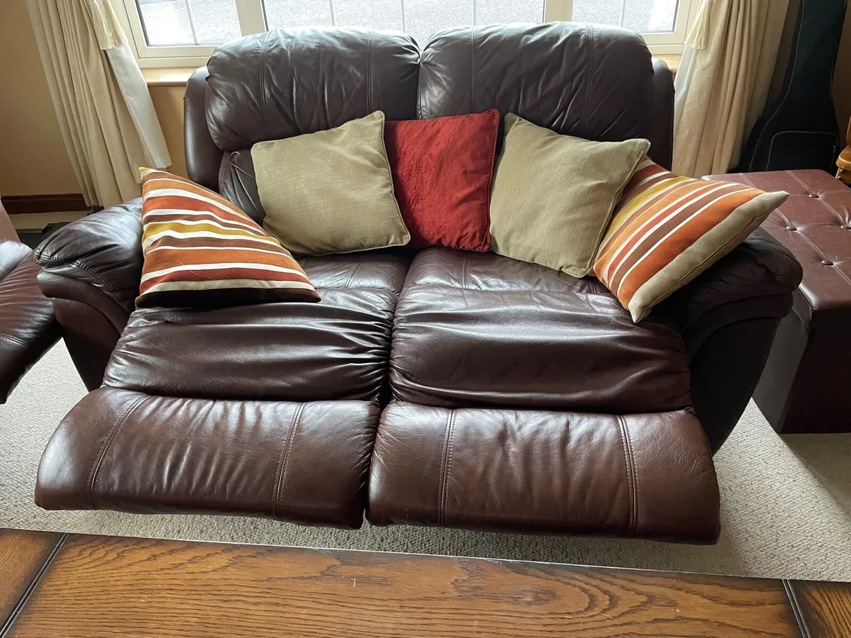 Suite of Furniture - Image 3