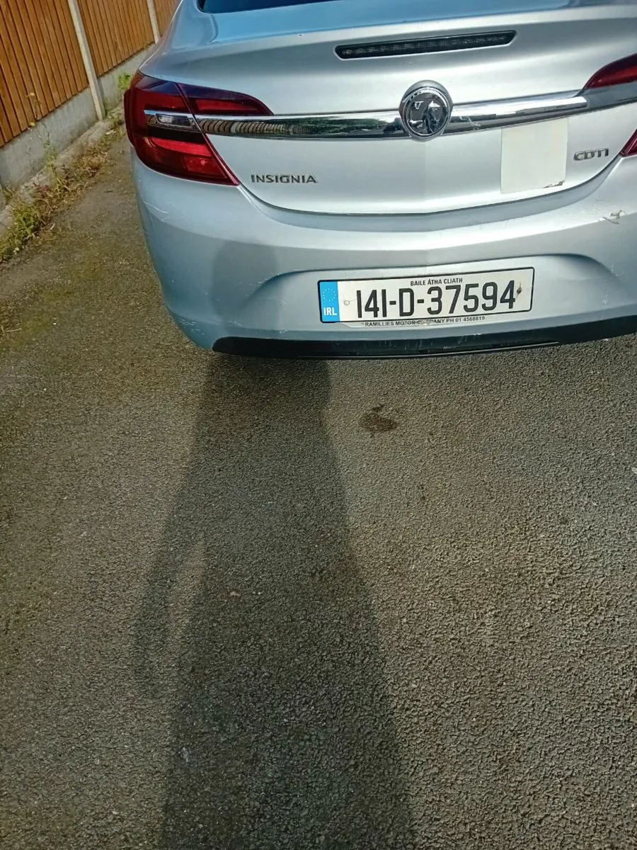 14 vauxhall insignia nctd and taxed low milage - Image 4