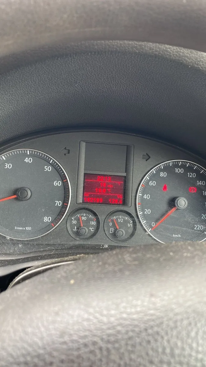 Volkswagen Golf Mk5 Comfortline (Petrol) - Image 4