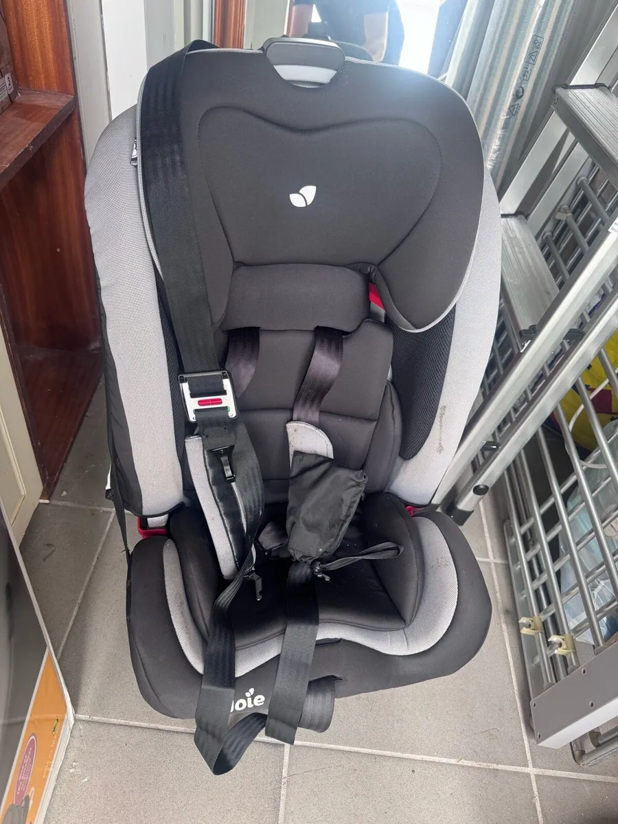 Joie Baby car seat