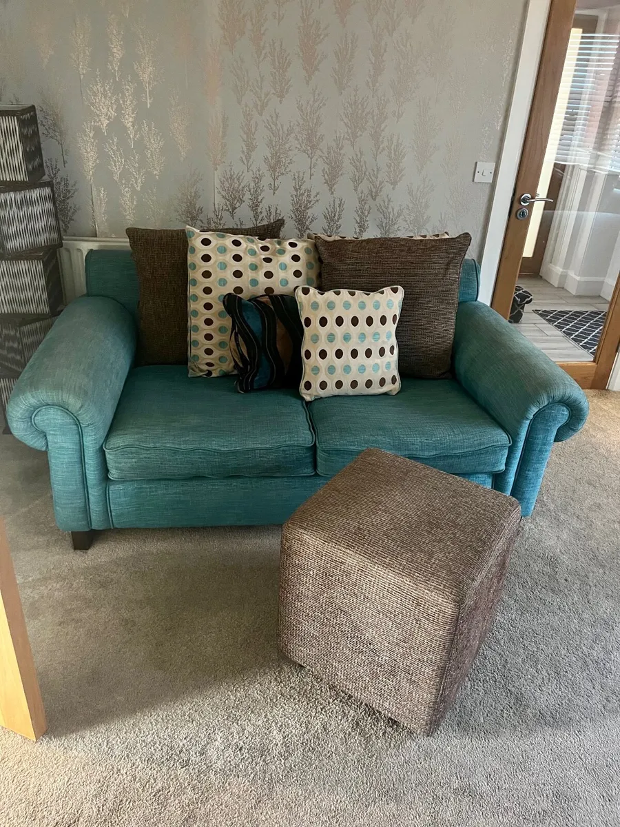 2 & 3 seater couch with footstool - Image 4