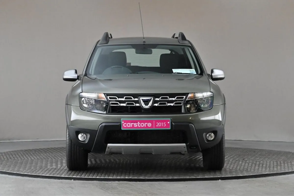 Dacia Duster 1.5 DCi 4WD 110BHP Signature 6spd - Image 2