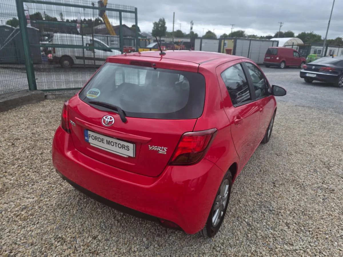 Toyota Yaris 2016 - Image 4