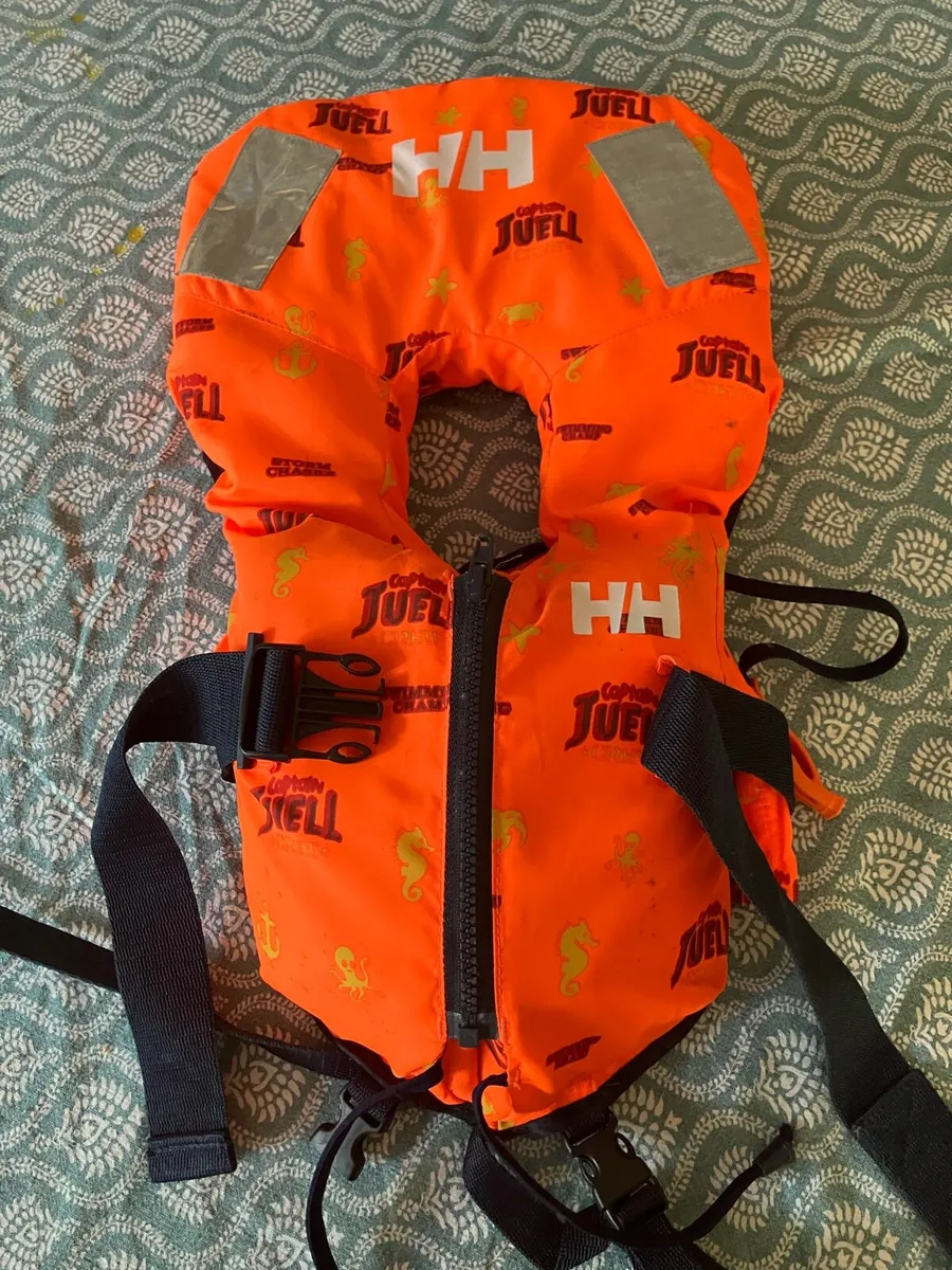Life jacket - Image 1