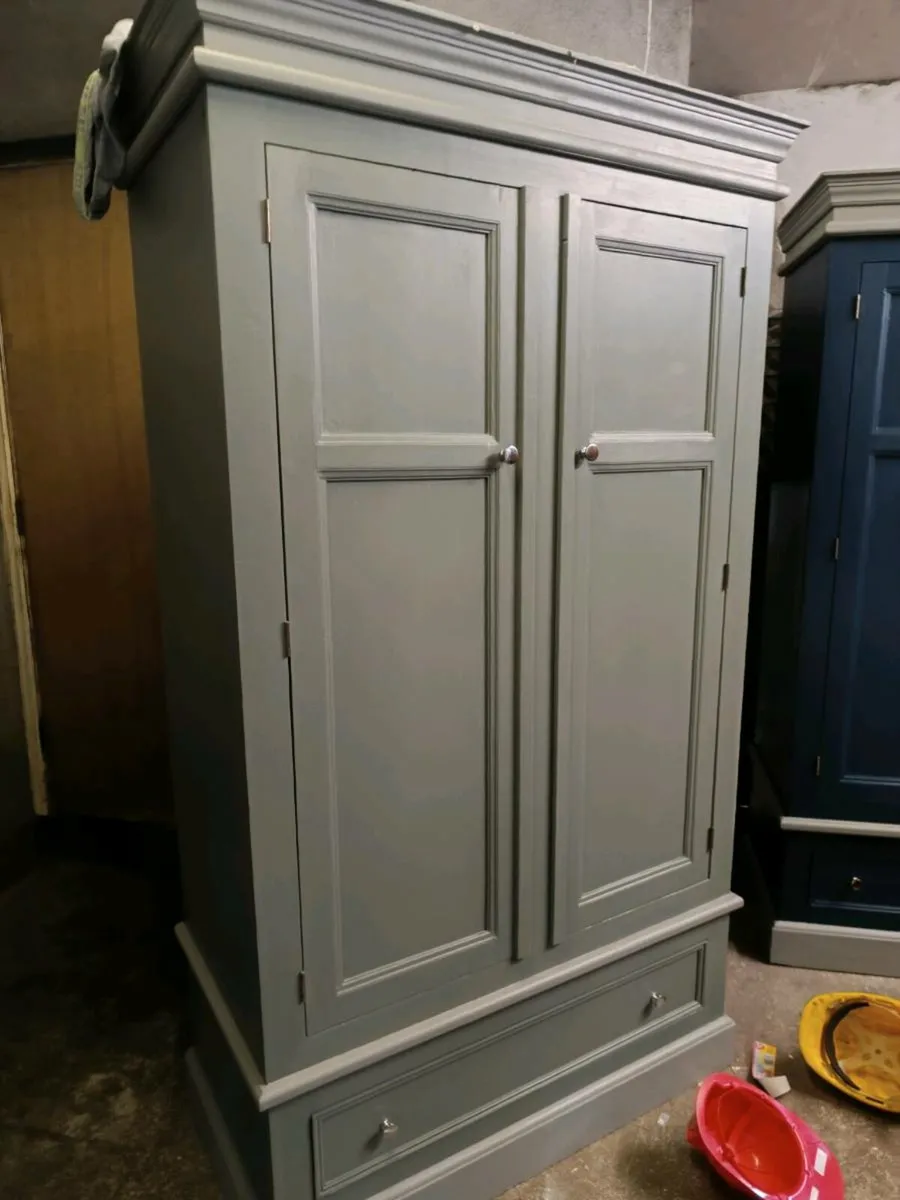 Pine wardrobes x 5 - Image 4