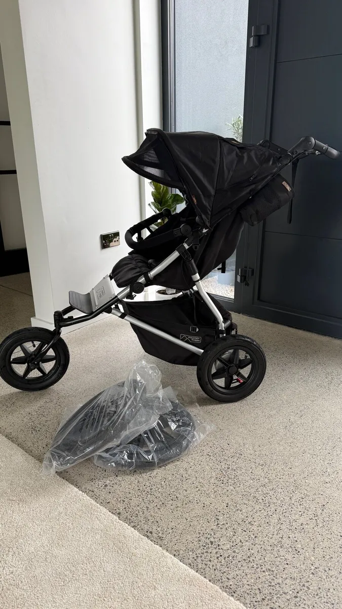 Mountain Buggy Terrain Pushchair - Image 2