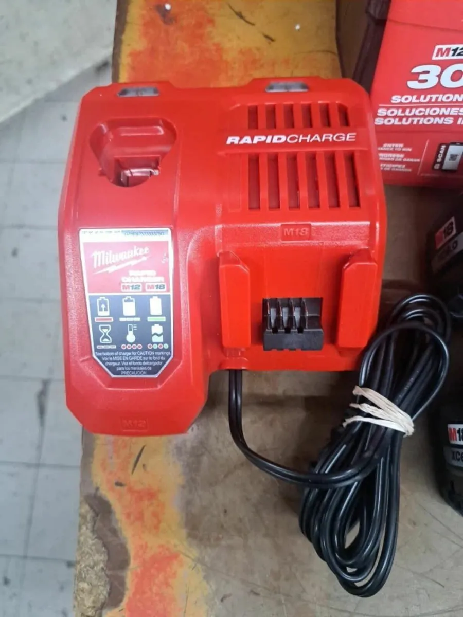 Milwaukee M18 Fuel SDS Plus Rotary Hammer - Image 2