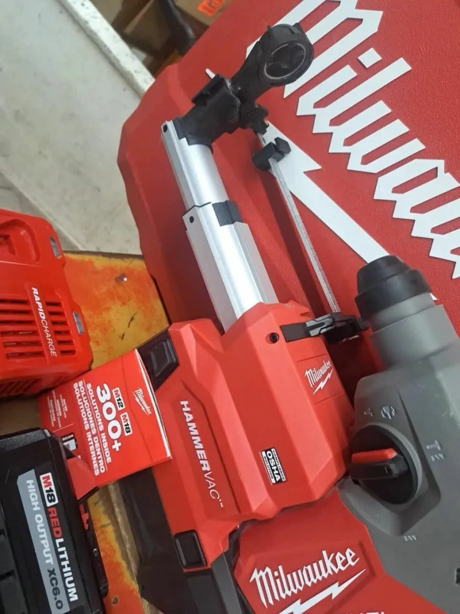 Milwaukee M18 Fuel SDS Plus Rotary Hammer - Image 4