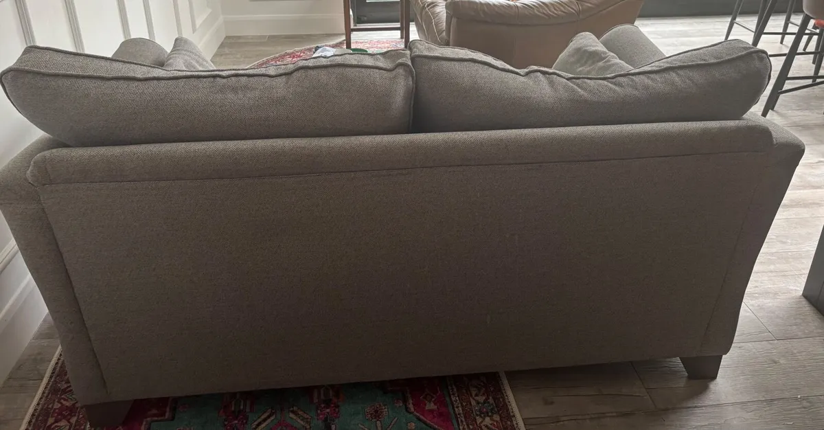 Couch - Image 3