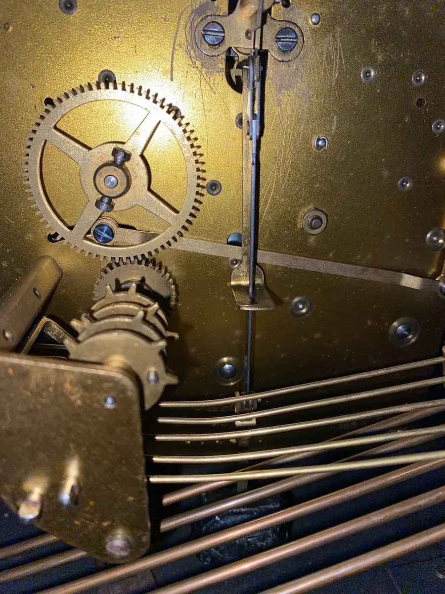 Antique Mantle Clock, Westminster Chimes - Image 4