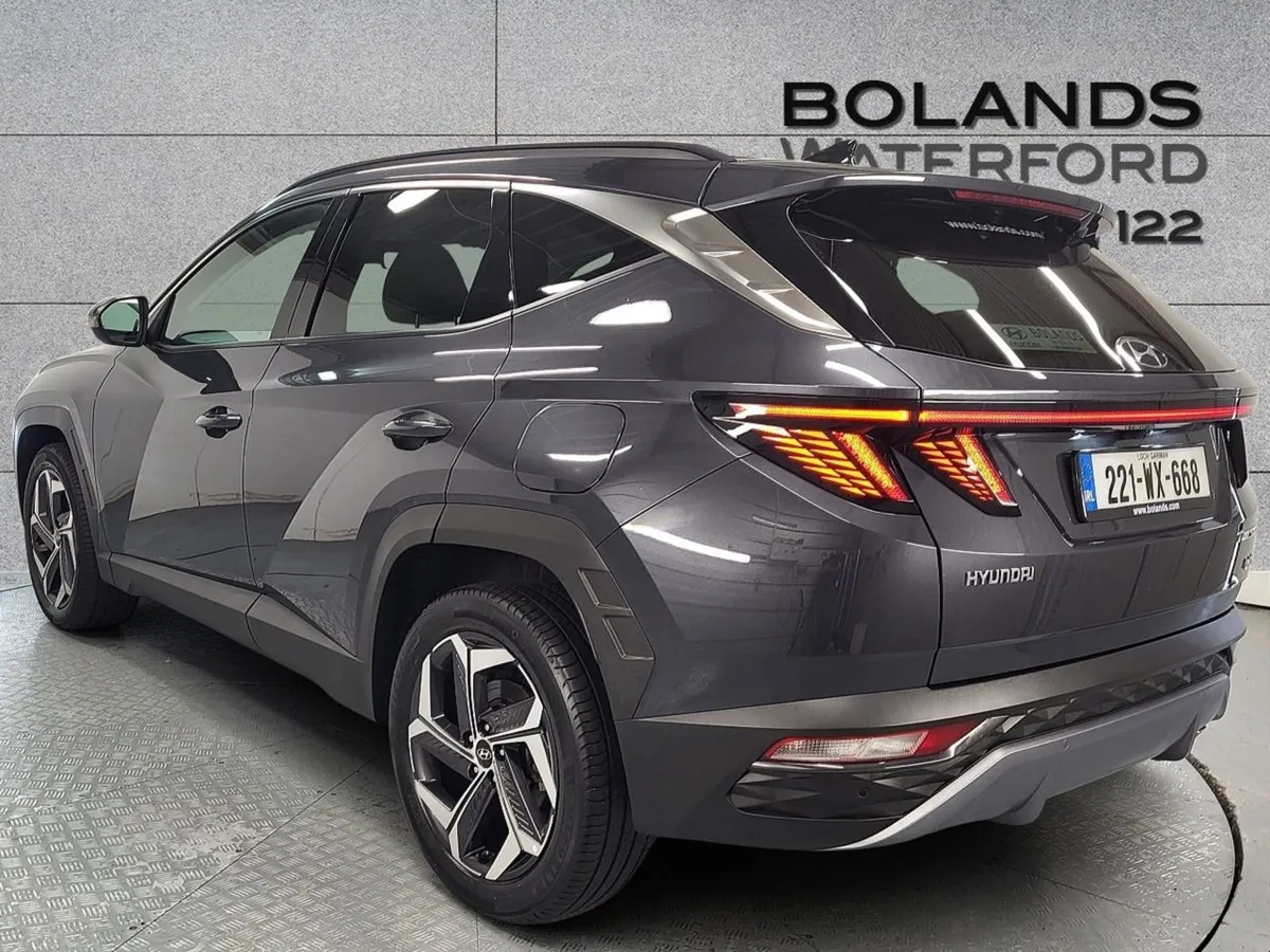 Hyundai Tucson 2WD Executive Plus HEV Auto - Image 2