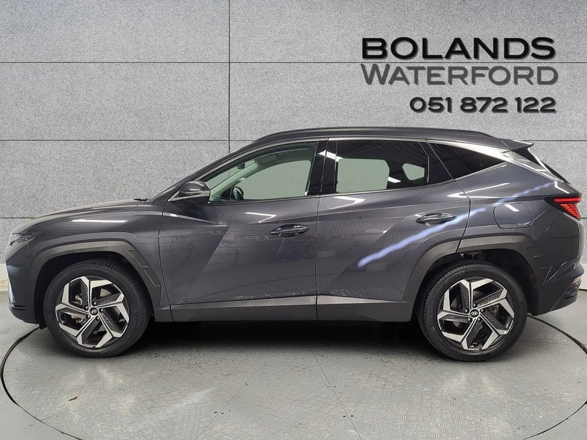 Hyundai Tucson 2WD Executive Plus HEV Auto - Image 3