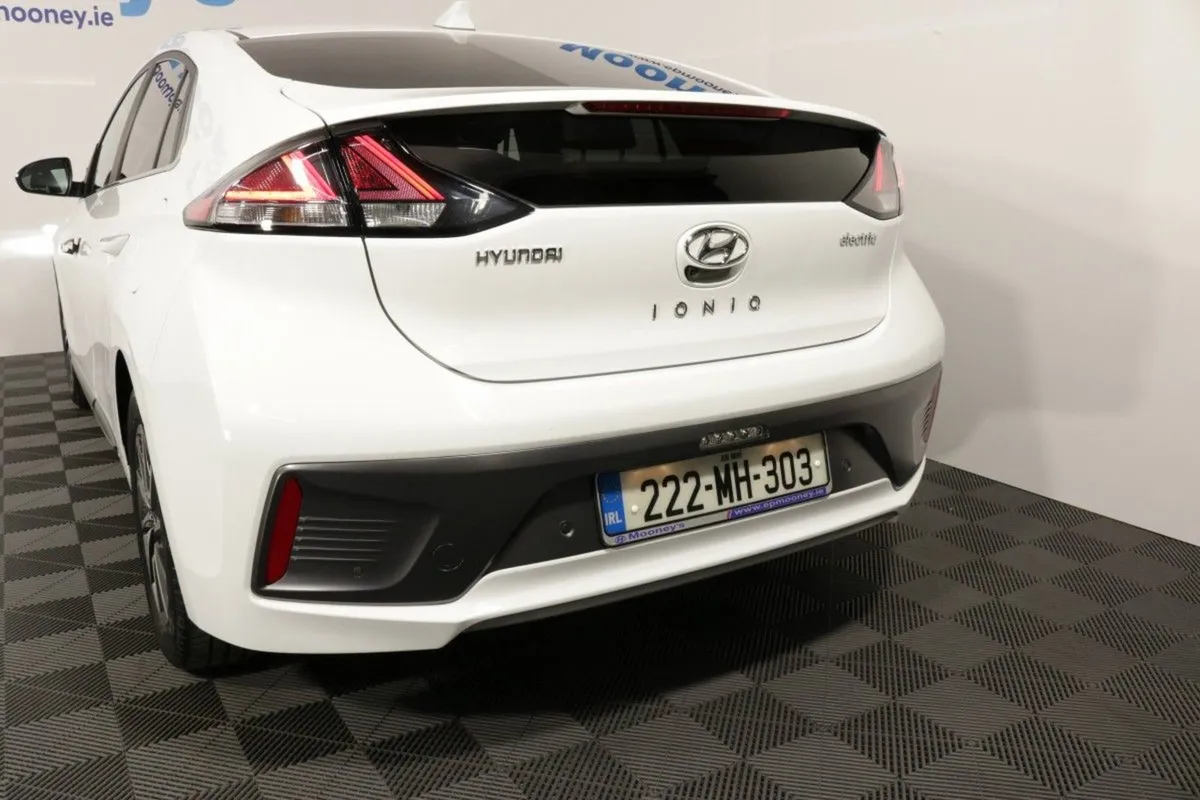 Hyundai Ioniq Electric Premium 38 KwH EV - Image 4