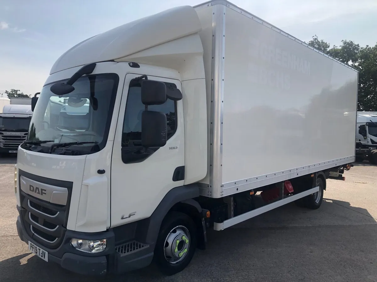 2019 Daf lf 7500 kg 21 ft GRP box body - Image 2