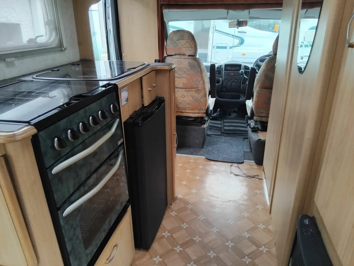 Motorhome - Image 3