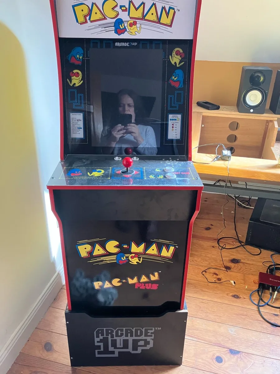 PAC man arcade machine 1up - Image 2