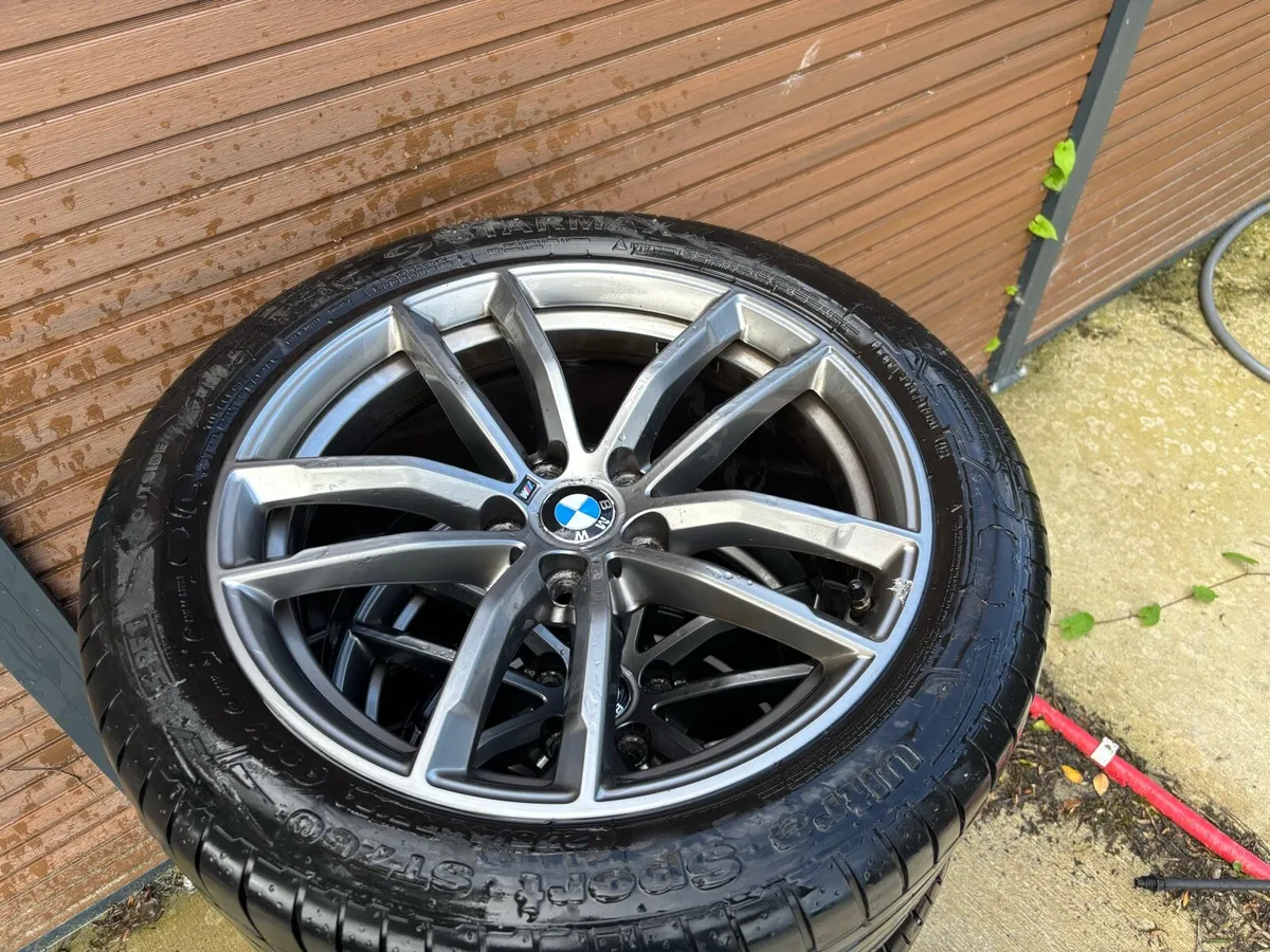 BMW M-Sport Alloys 18" Good Tyres - Image 1