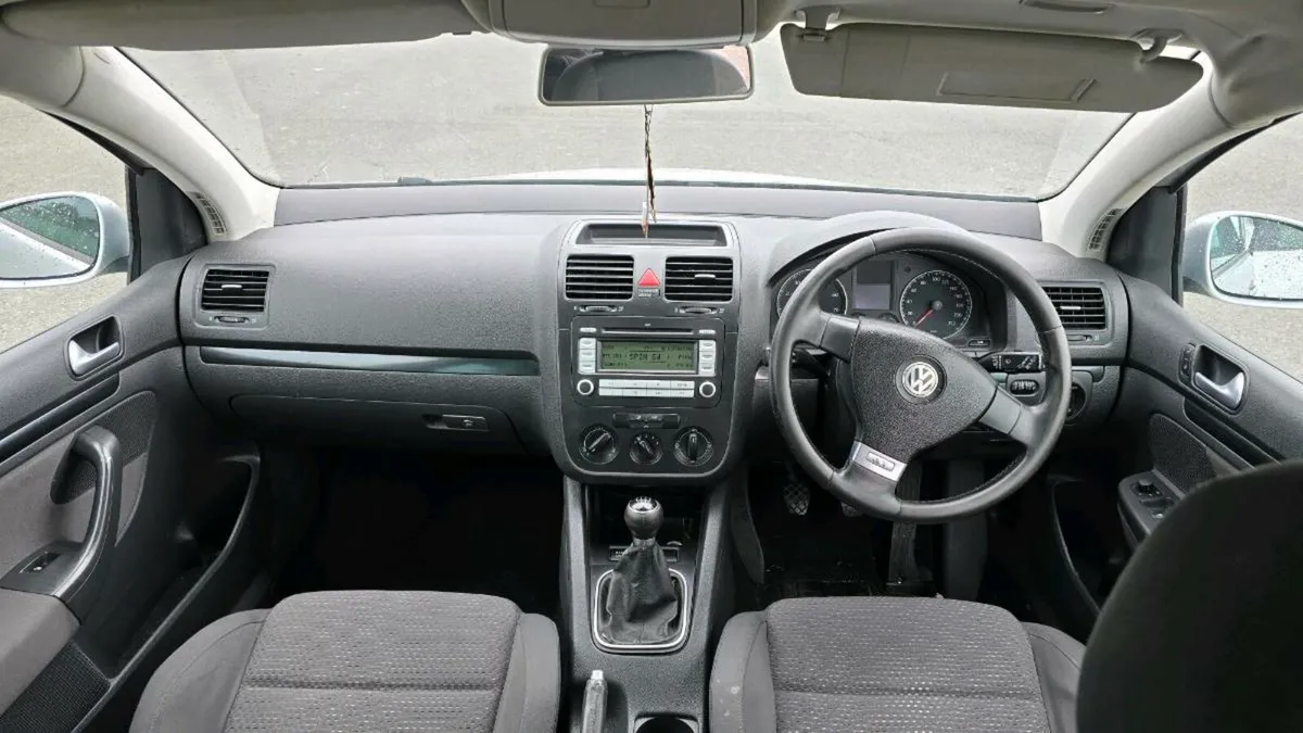 08 Vw golf 1.4 petrol (low miles) - Image 4