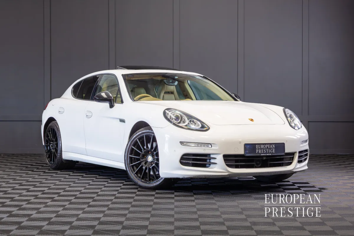 142 Porsche Panamera V6 Diesel - Image 1