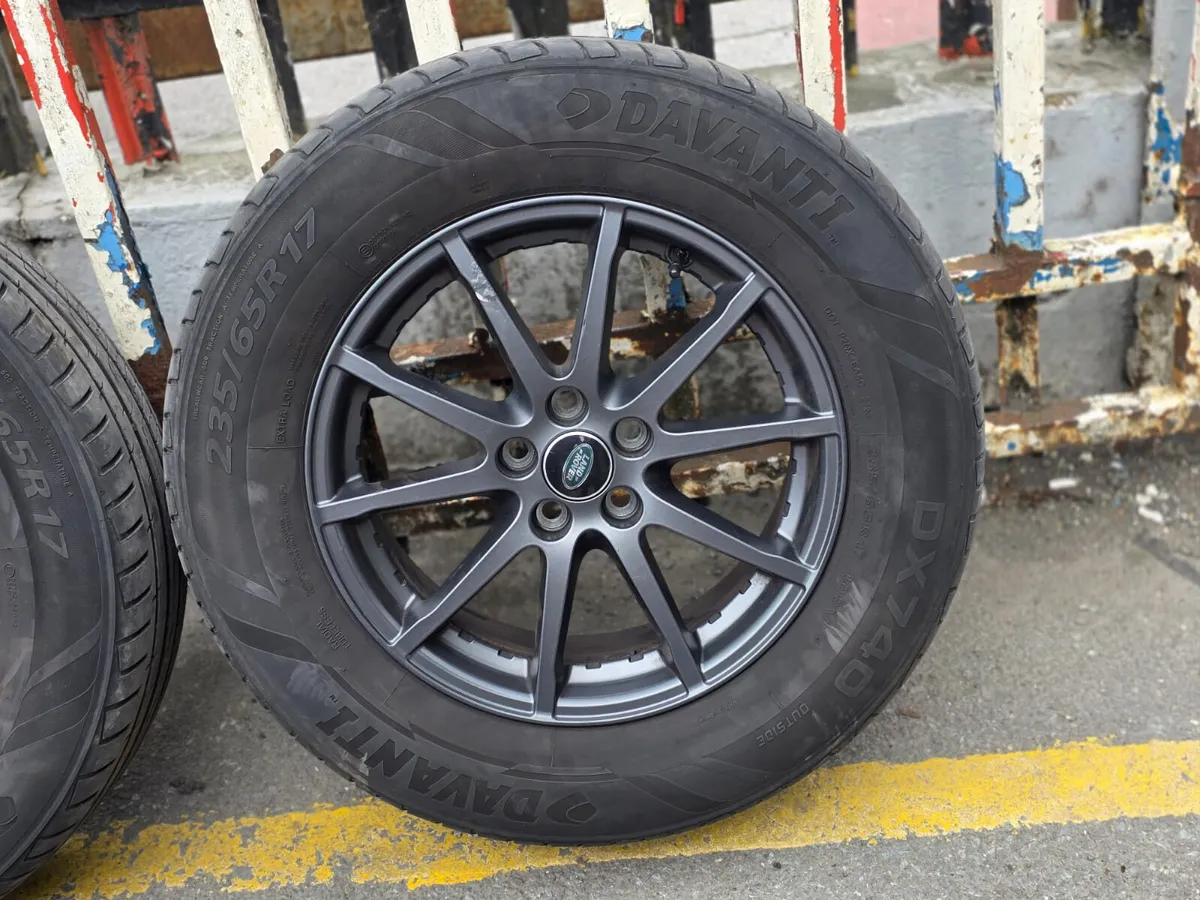 4 Genuine Landrover/Rangerover 17" Alloys - Image 3