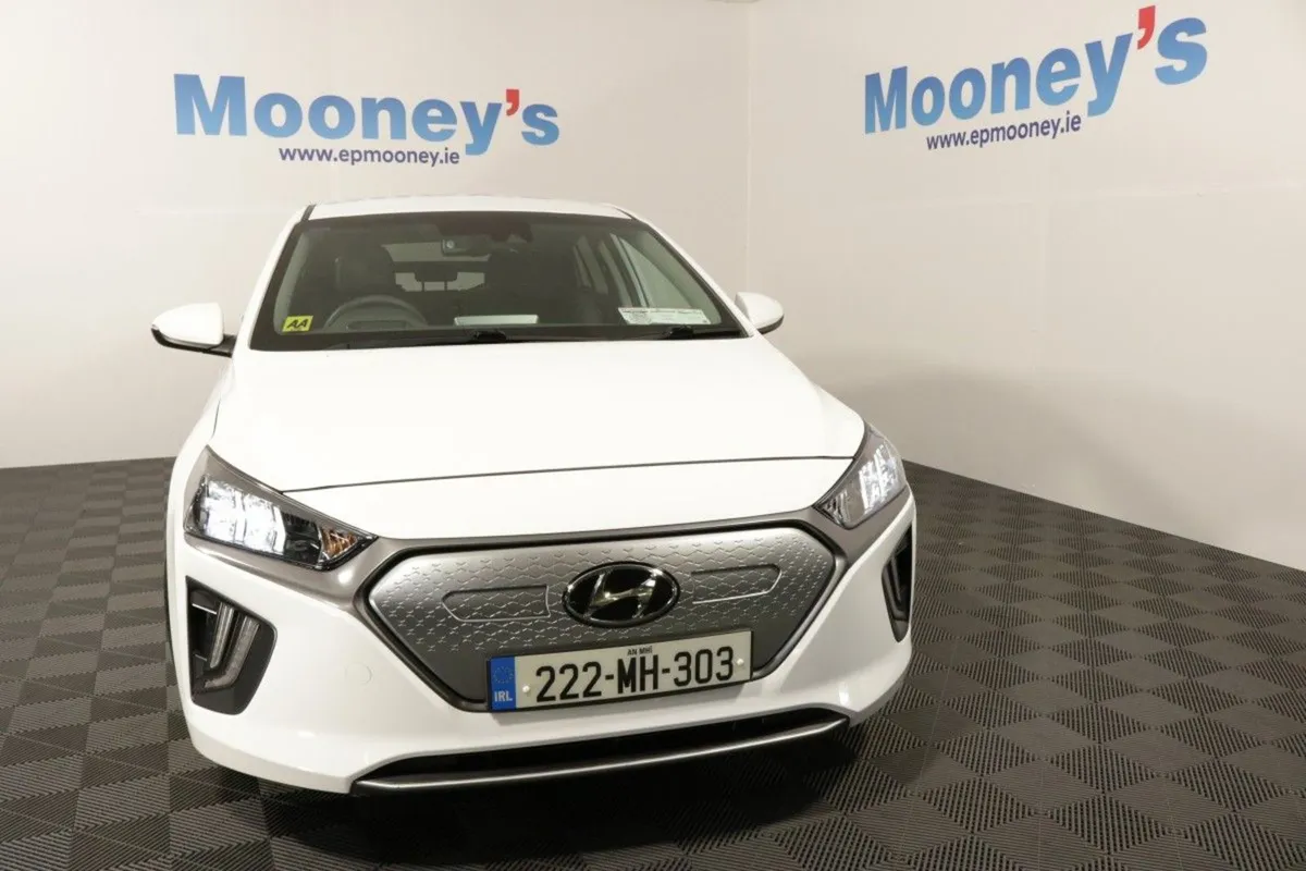 Hyundai Ioniq Electric Premium 38 KwH EV - Image 2