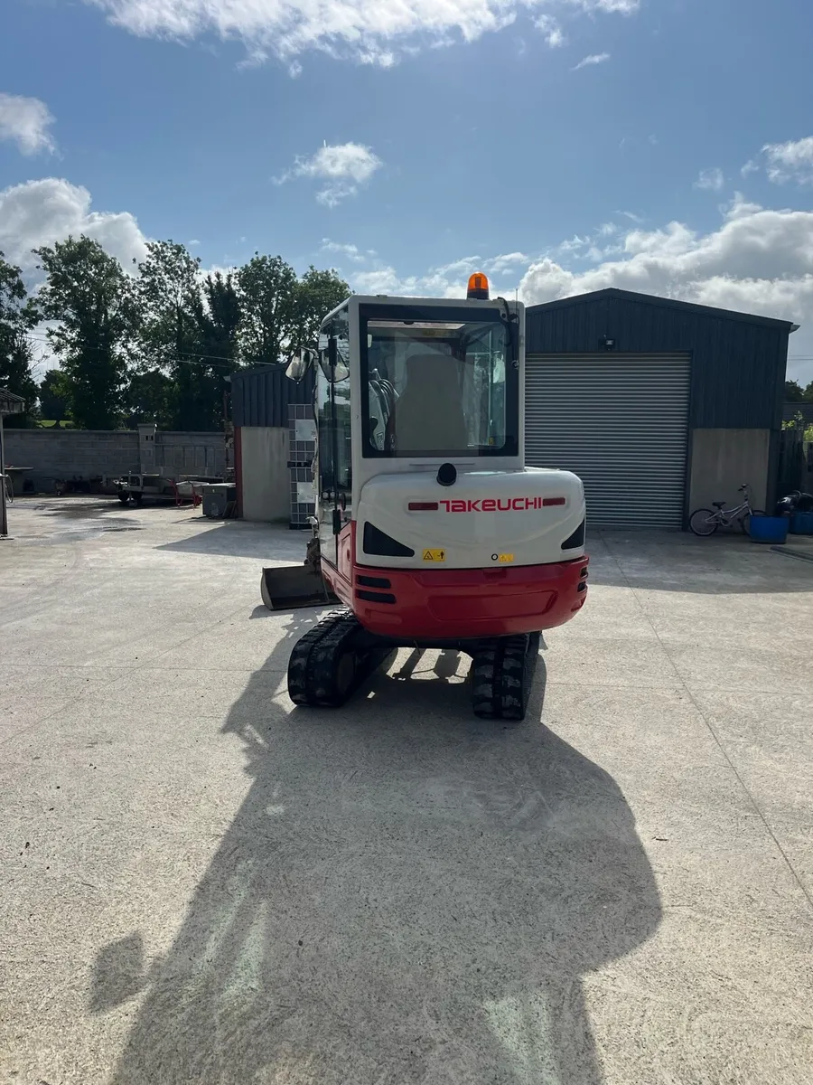 Takeuchi tb230 - Image 2
