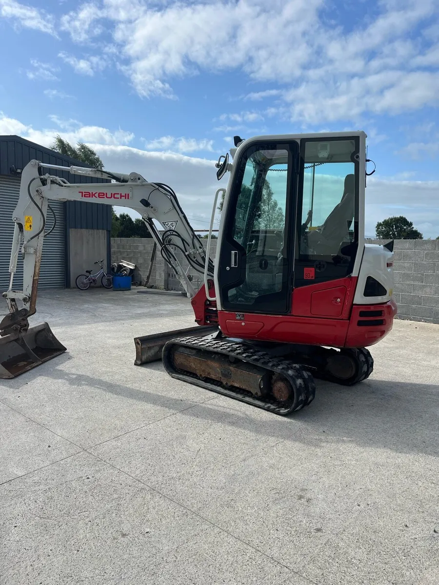 Takeuchi tb230 - Image 4