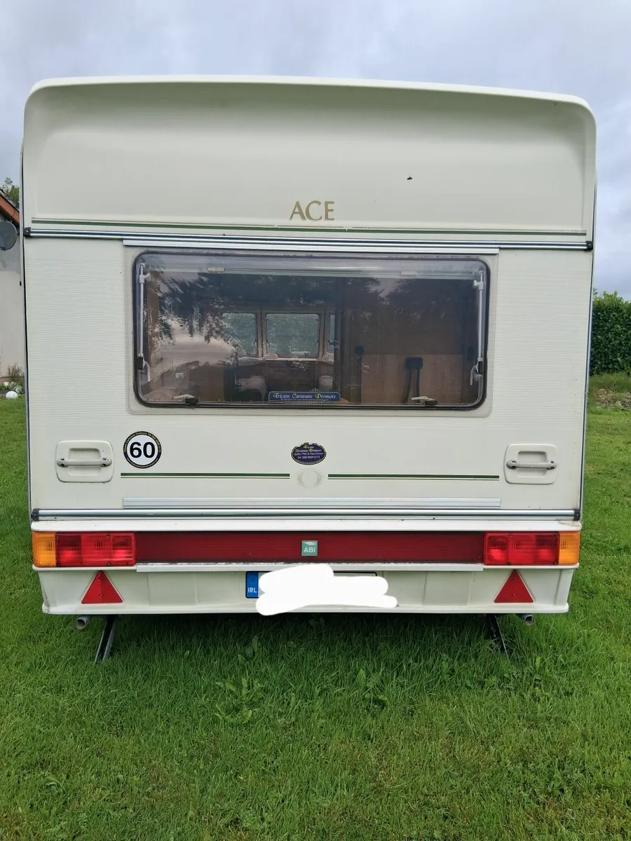 Caravan - Image 2