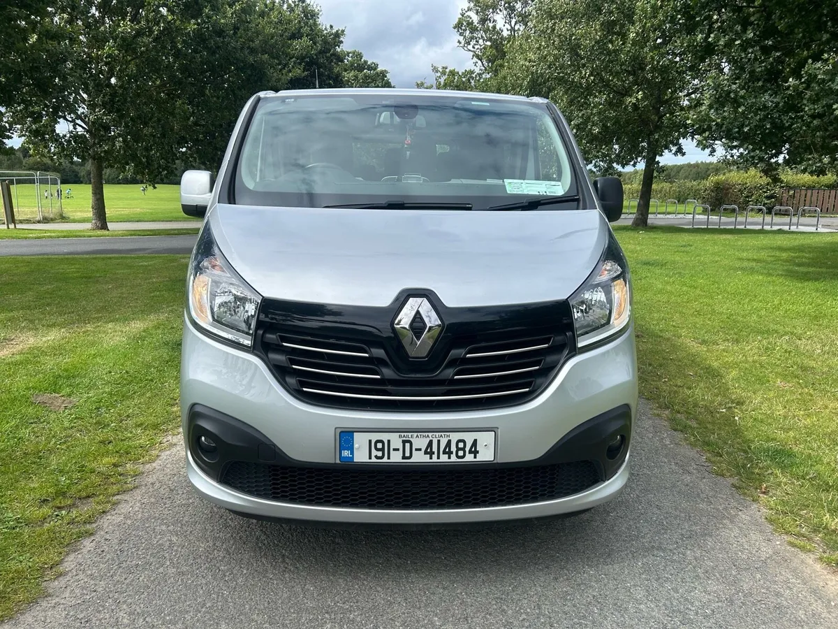 Renault Traffic 9 Seater!!! 2019 - Image 3