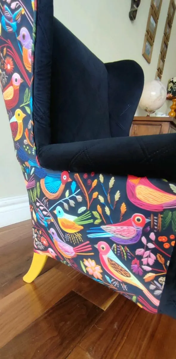 Colourful Queen Anne - Image 2