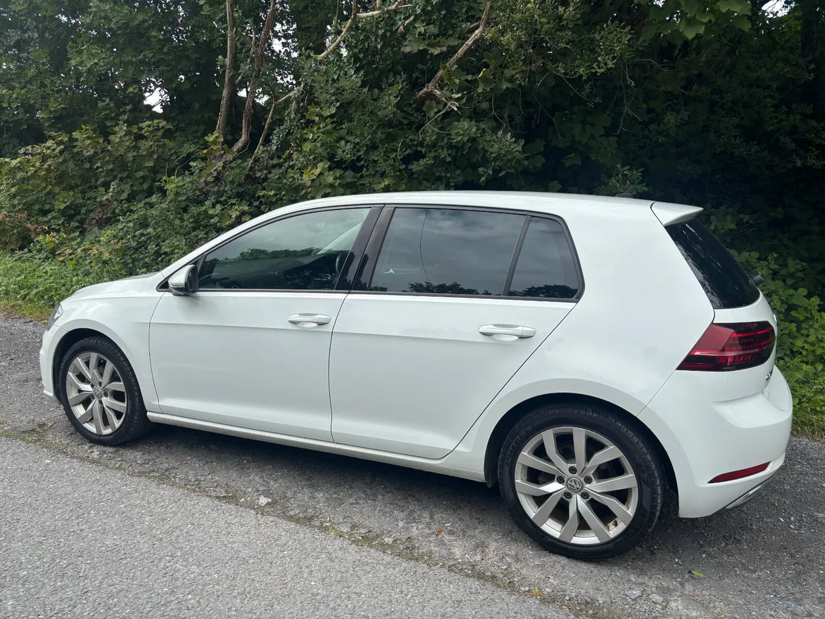 Volkswagen Golf TSI DSG Highline 2018 - Image 3