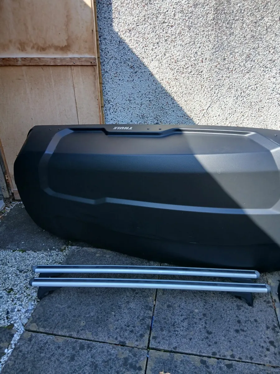Car roof rack - Image 1