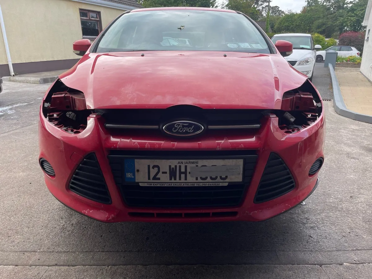 12 focus for parts - Image 1