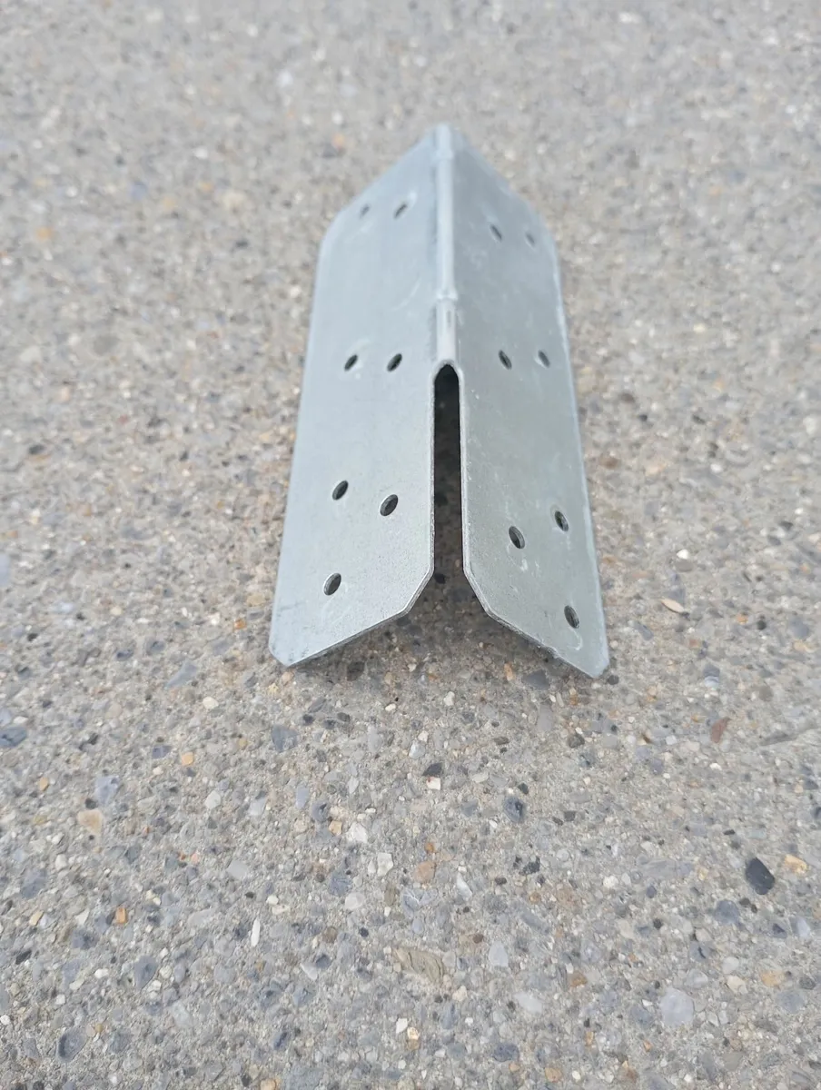 120mm x 37mm Angle Brackets - Image 2