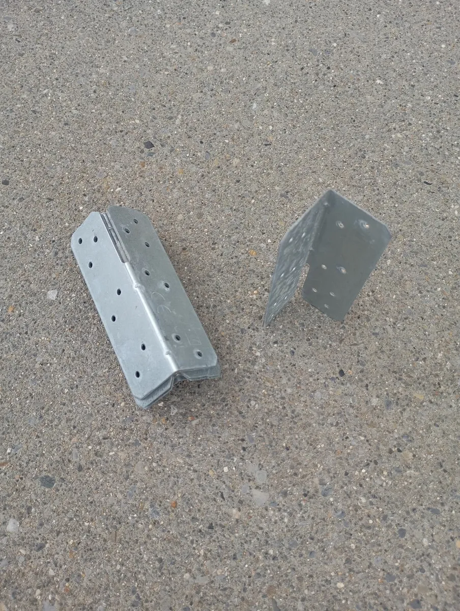 120mm x 37mm Angle Brackets - Image 3