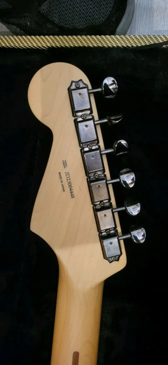 Fender limited edition hybrid ii strat - Image 4