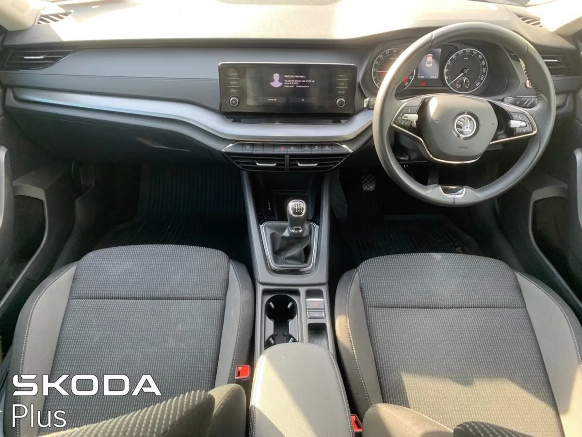 Skoda Octavia Octavia AMB 2.0tdi 115HP - Image 2
