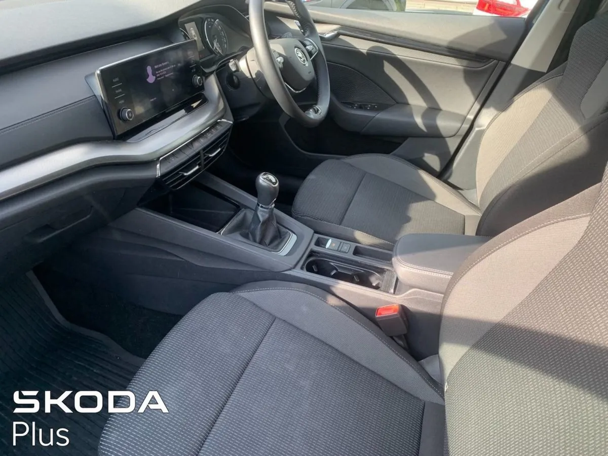 Skoda Octavia Octavia AMB 2.0tdi 115HP - Image 4