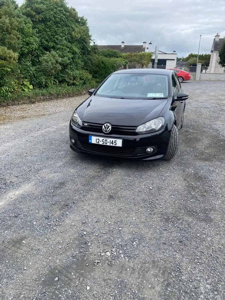 2012 Volkswagen Golf - Image 2