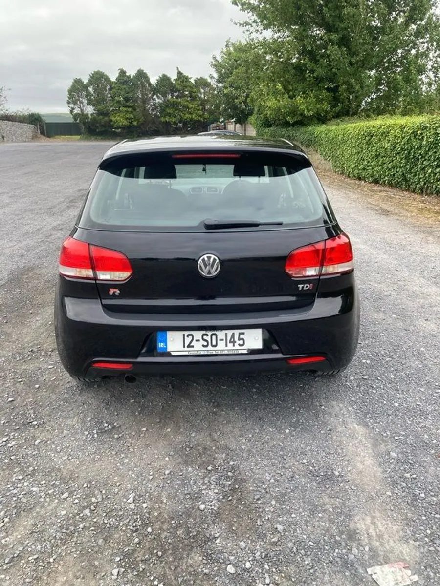 2012 Volkswagen Golf - Image 4