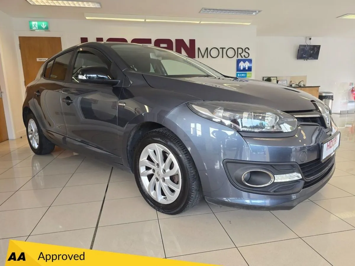Renault Megane III Limited 1.5 DCI 5DR H/B - Image 1