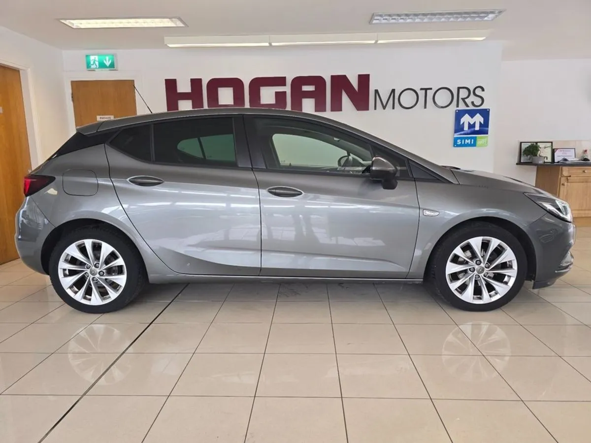 Opel Astra SC 1.0t 105PS S/S 5DR - Image 3