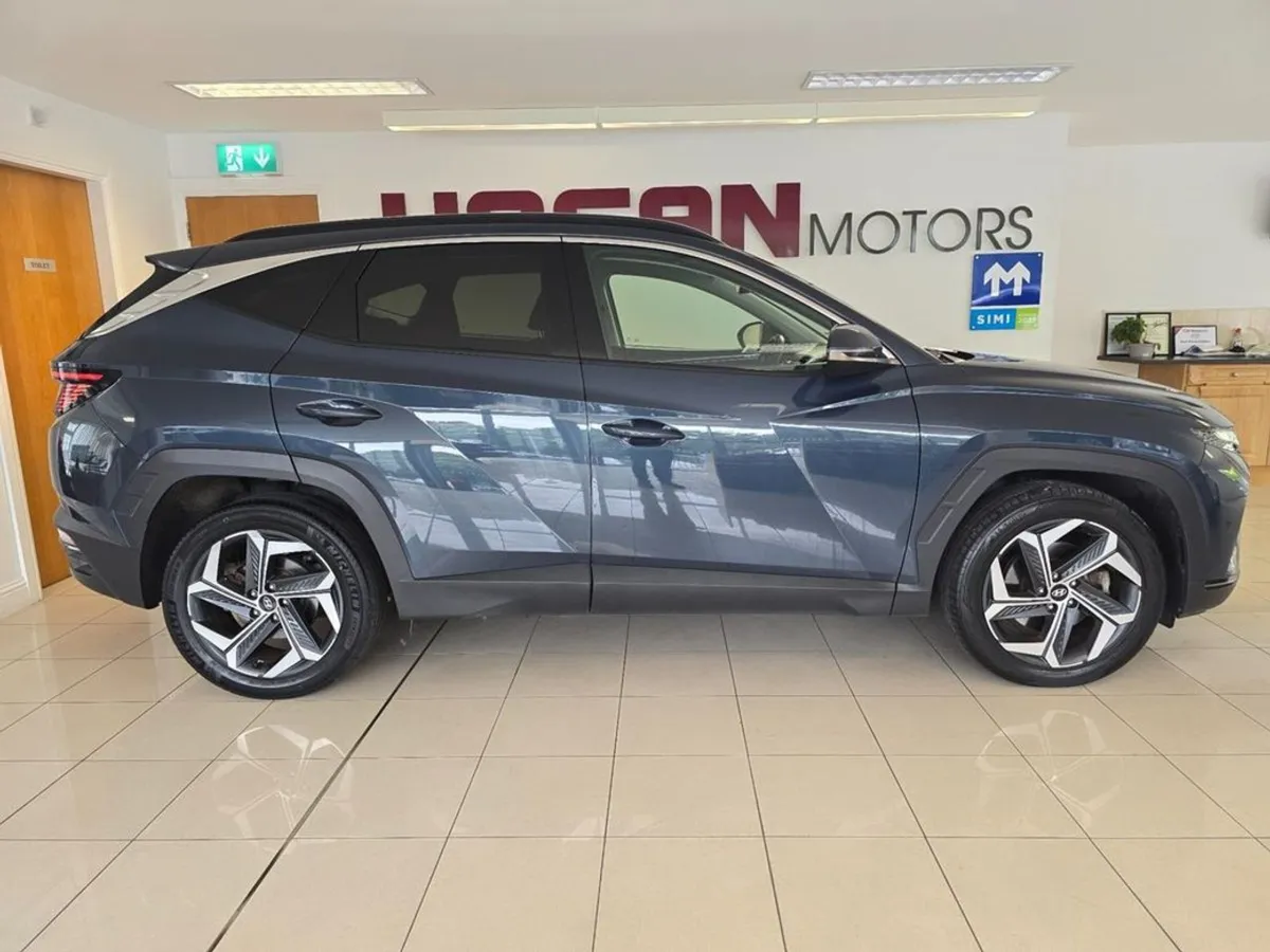 Hyundai Tucson Executive Plus Hybrid HEV Automatic - Image 3