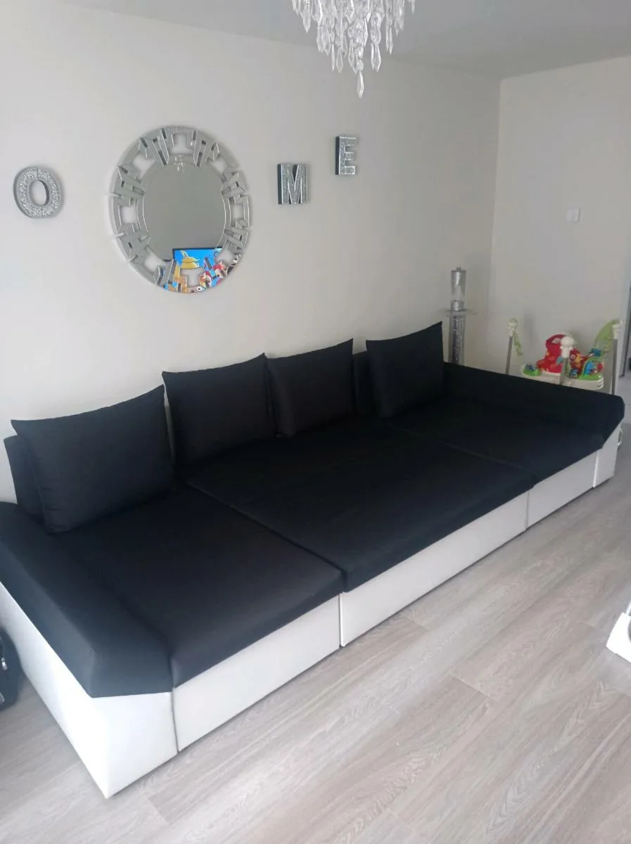 Modern sofa bed large one in perfect condition 3 s - Image 2