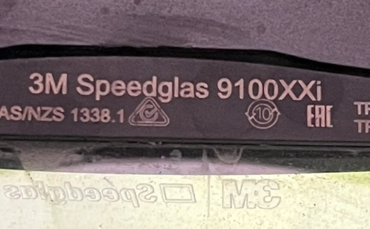 Speedglas 3M 9100 xxi autodarkening welding Helmet - Image 4