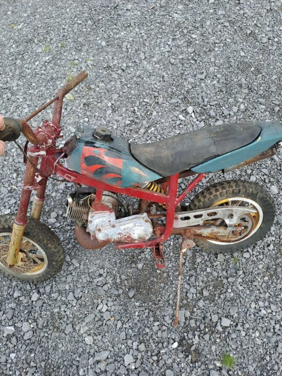 Vintage children's Scrambler motorbike needs tlc - Image 1