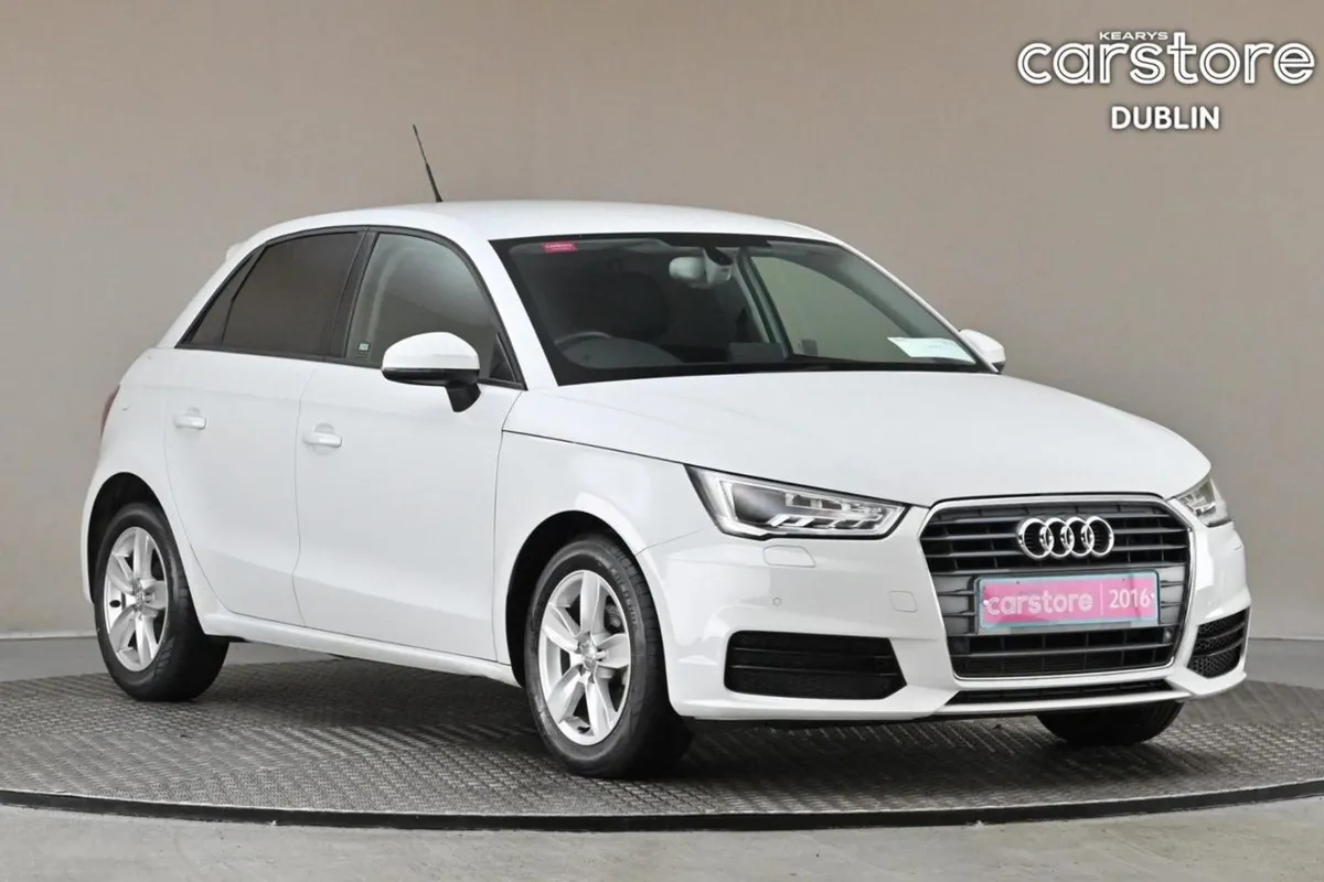 Audi A1 1.0tfsi 95bhp S-tronic  reverse Cam park - Image 1